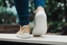 Lade das Bild in den Galerie-Viewer, Be Lenka Sneakers Champ 3.0 - Cappuccino