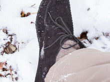 Lade das Bild in den Galerie-Viewer, Sole Runner Chenoa Black Lammfell